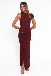 Sandara Off Shoulder Maxi Dress - Burgundy