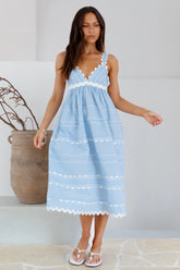 Summer Soir��e Midi Dress Blue