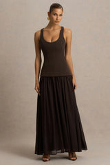 Kelly | Brown Scoop-Neck Maxi Dress With Pleated Mesh Skirt