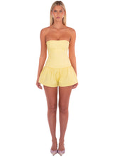 Amelie Short | Lemon