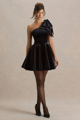 Keeley | Black Asymmetric-Neck Velvet Mini Dress With Bow Detail